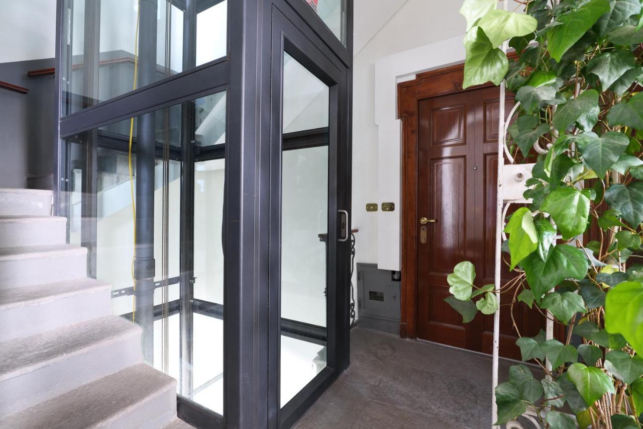 Charming 5 Vie Apt. Milan Center Milão Exterior foto